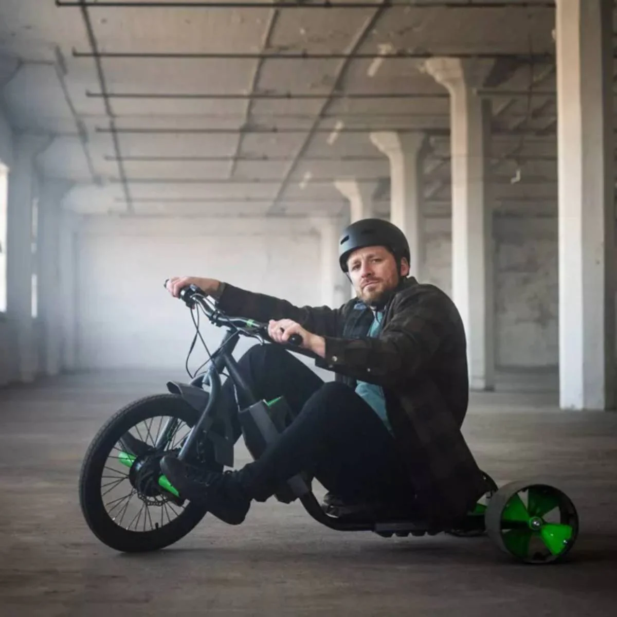 Huffy 36V Electric Machine Bike - Black/Green - Image 6