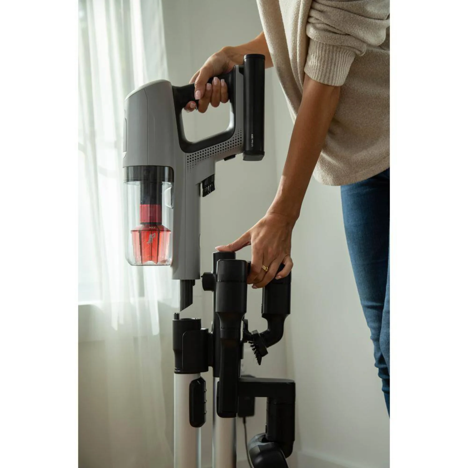 Electrolux EHVS85P3AG Ultimate800 Pet Cordless Stick Vacuum - Urban Gray - Image 10