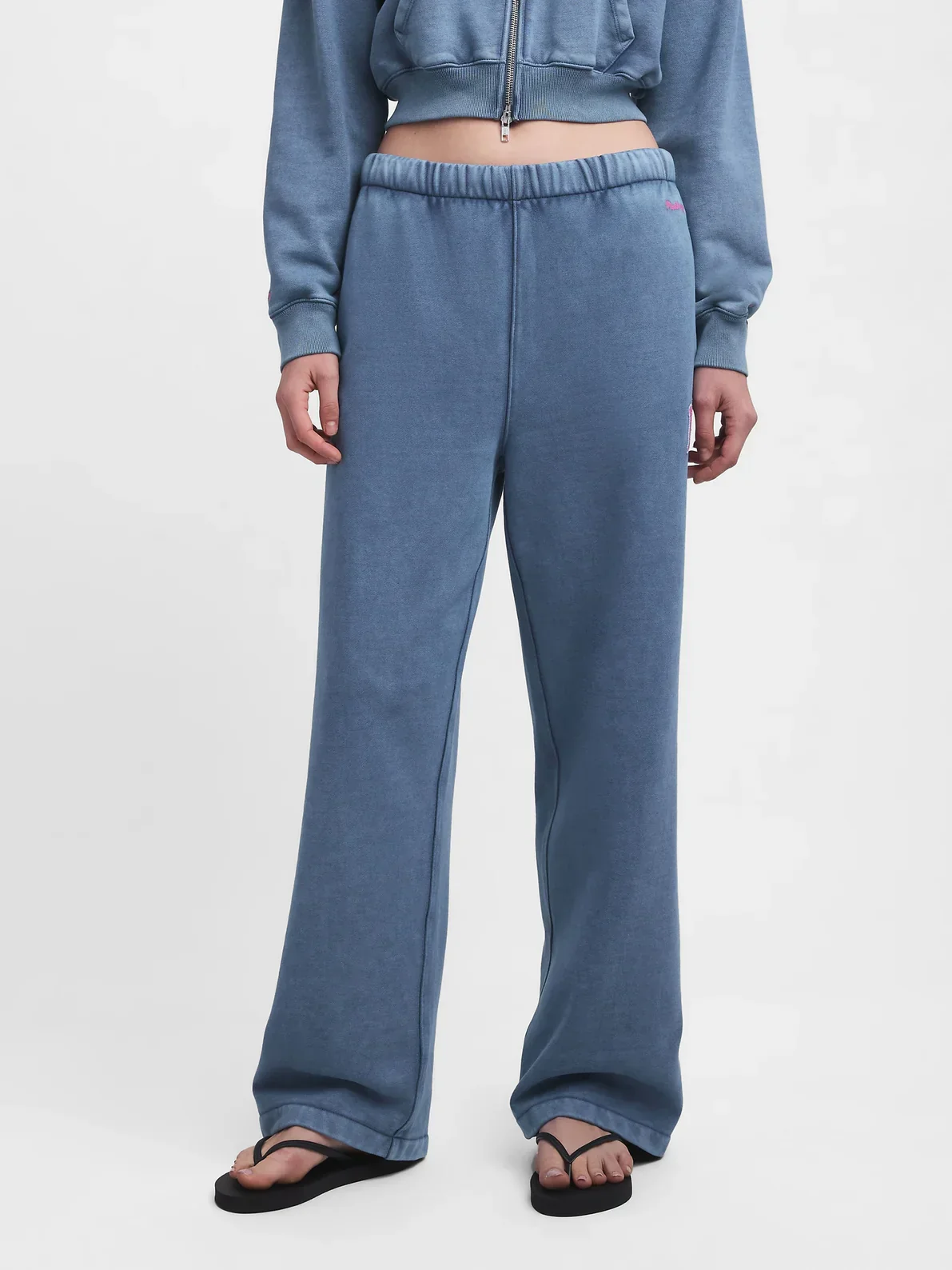 Gap MadHappy Straight Leg Sweatpant – Comfortable Relaxed Fit - Image 4