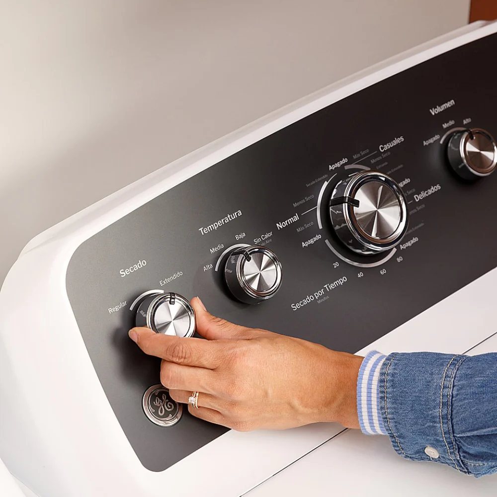 GE - 7.2 Cu. Ft. Electric Dryer with Spanish Control Panel - White with Matte Black - Image 9