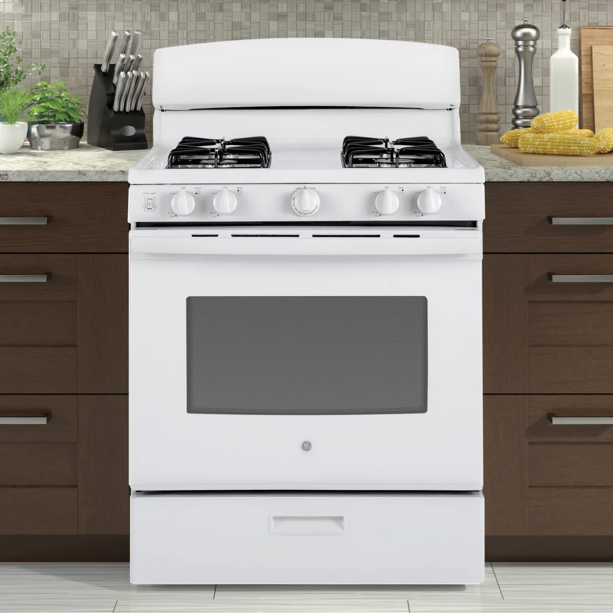 GE JGBS30DEKWW 4.8 cu.ft. 30" Freestanding Gas Range with 4 Sealed Burners - White - Image 6