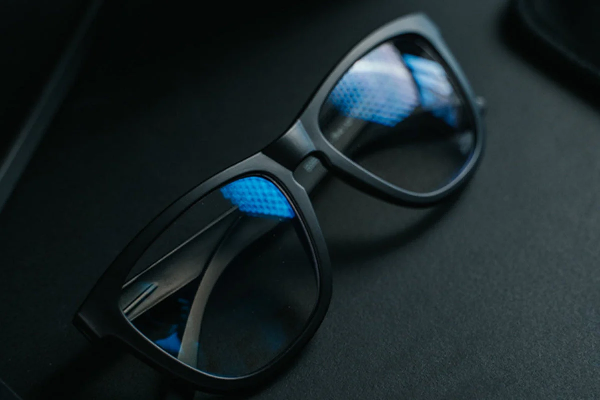 Matte Black - Blue Light Filters - Essentials - Image 3
