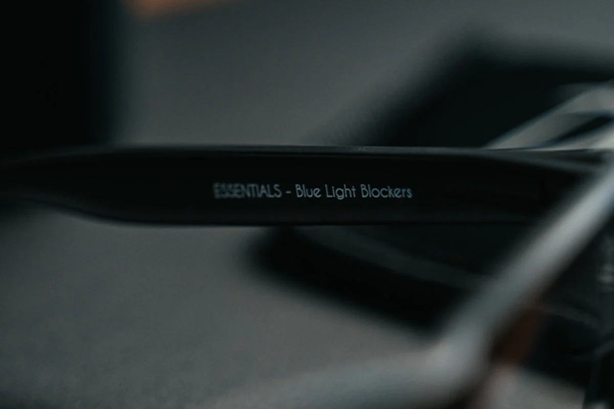 Matte Black - Blue Light Filters - Essentials - Image 4