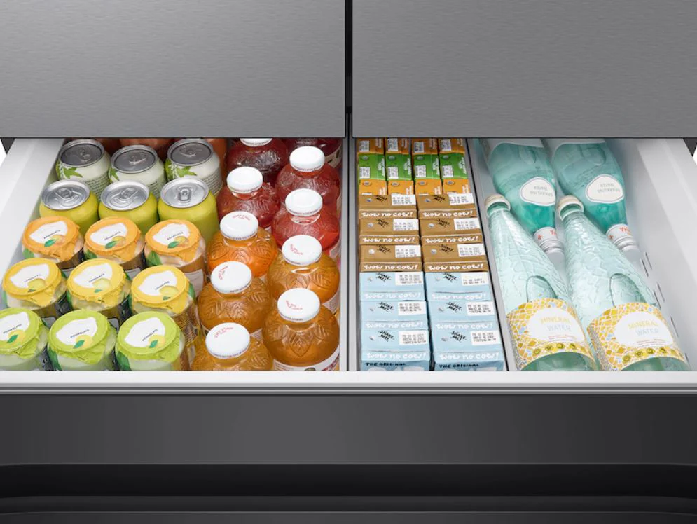 Samsung Bespoke 4-Door French Door Refrigerator 29 cu. ft. with Beverage Center - Image 16